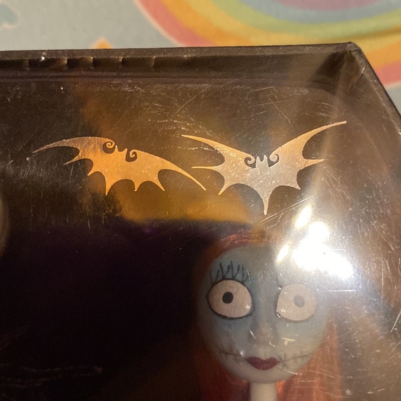 Porcelain limited edition collectors Jack and Sally Nightmare Before Christmas - Picture 9 of 9